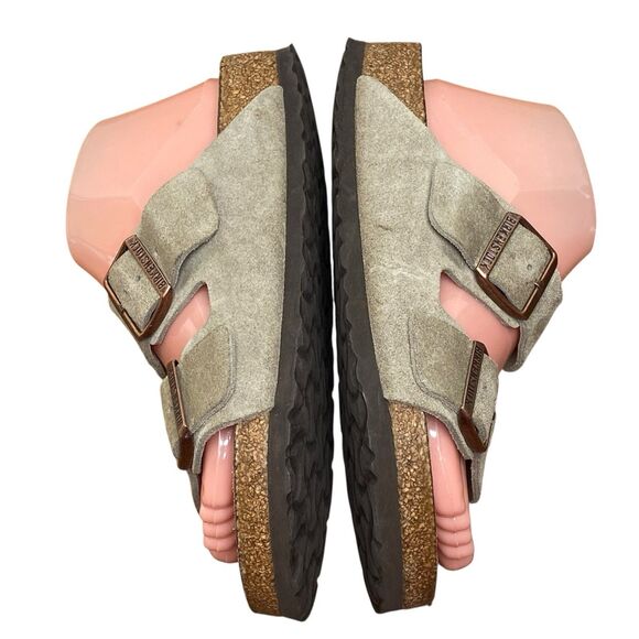 Birkenstock Arizona Sandals Women’s Size 6 Taupe Suede Slides Reg Width (HF15) - Picture 6 of 7